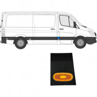 Bočna obloga prednjeg stupa sa svjetlom za Mercedes Sprinter 2006- / Desno / Set 10683